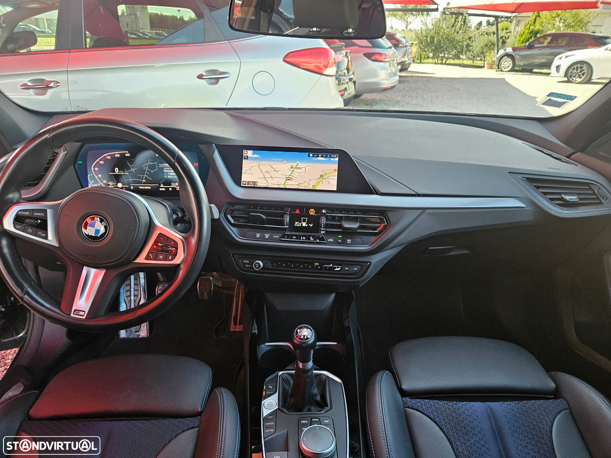 BMW 116 d Pack Desportivo M - 8