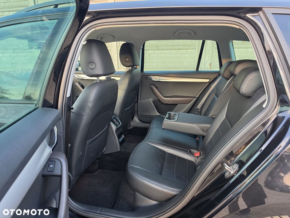 Skoda Octavia 1.5 TSI G-TEC DSG Ambition - 17