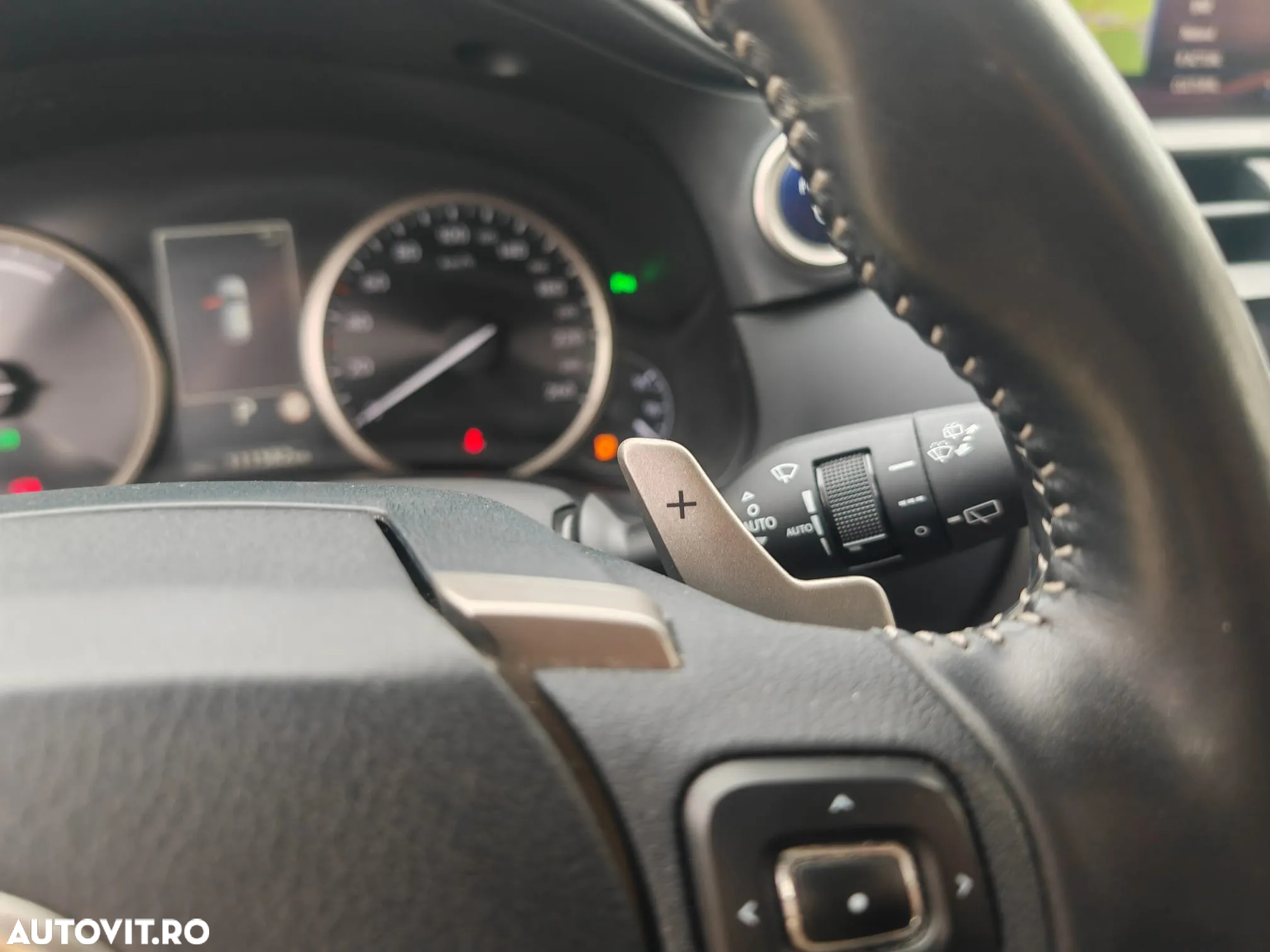 Lexus Seria NX 300h AWD Luxury - 11