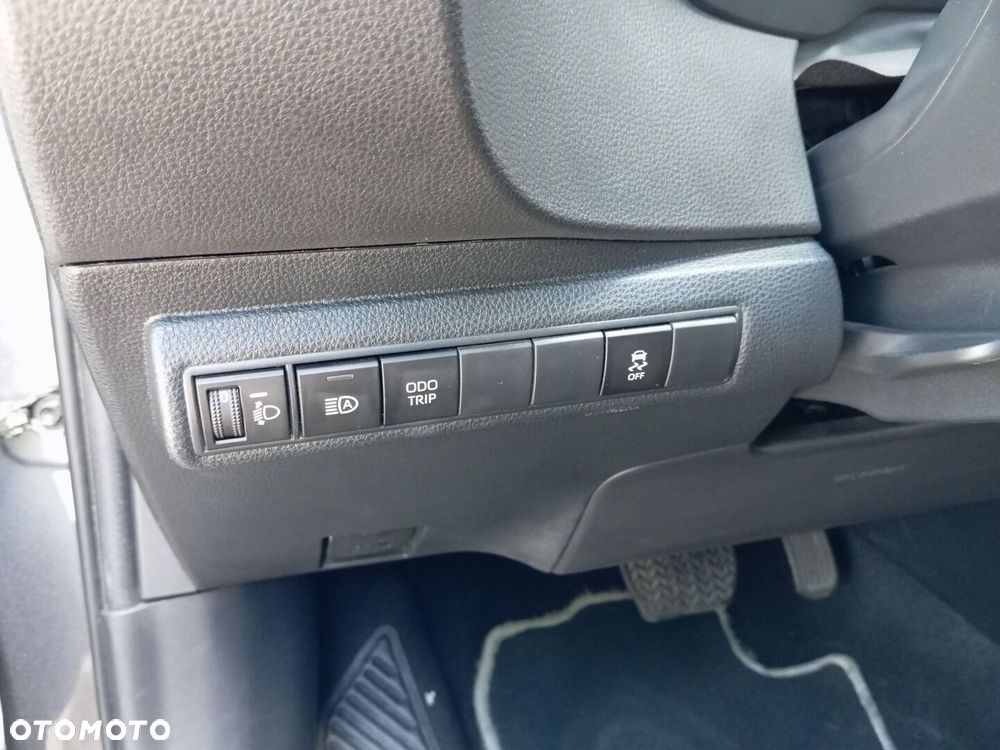 Toyota Corolla 1.8 Hybrid Comfort - 21