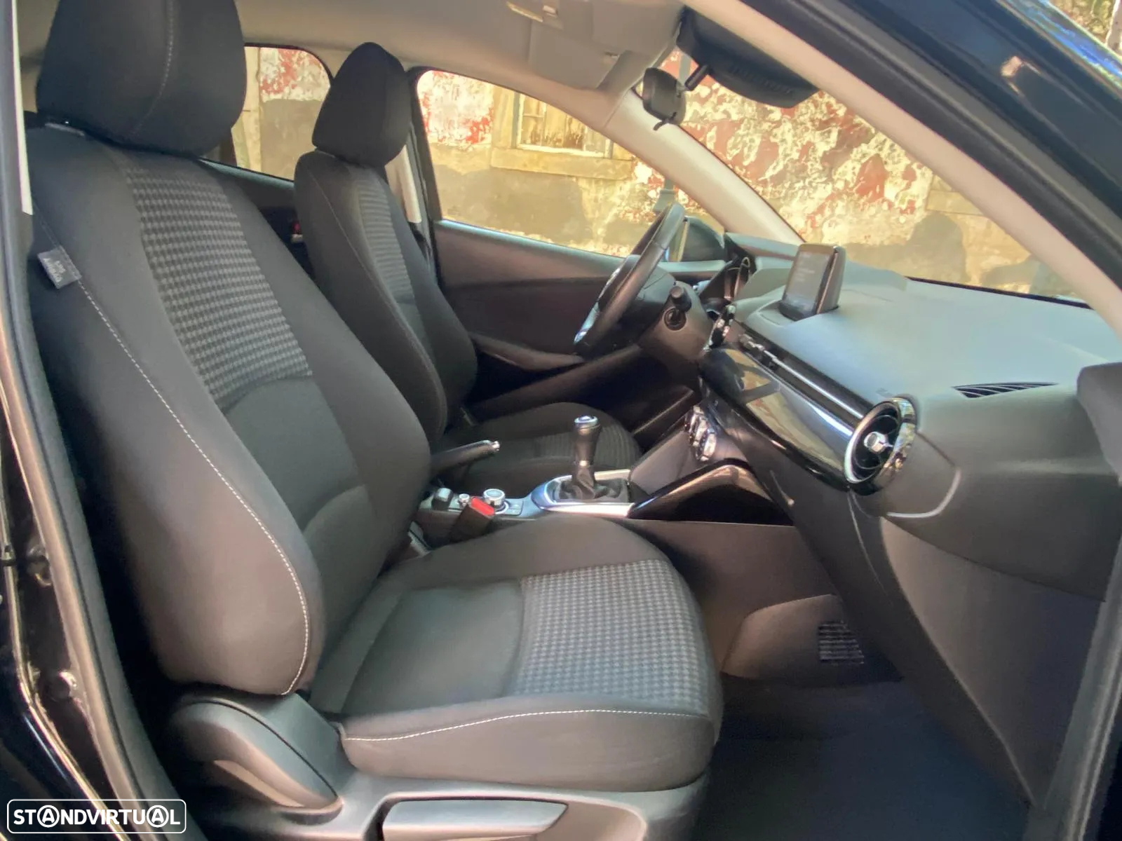 Mazda 2 1.5 Sky-G Advance Navi - 13