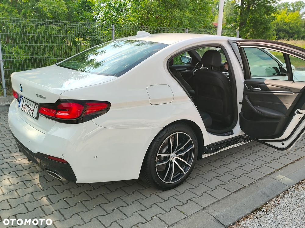 BMW Seria 5 518d mHEV M Sport sport - 9