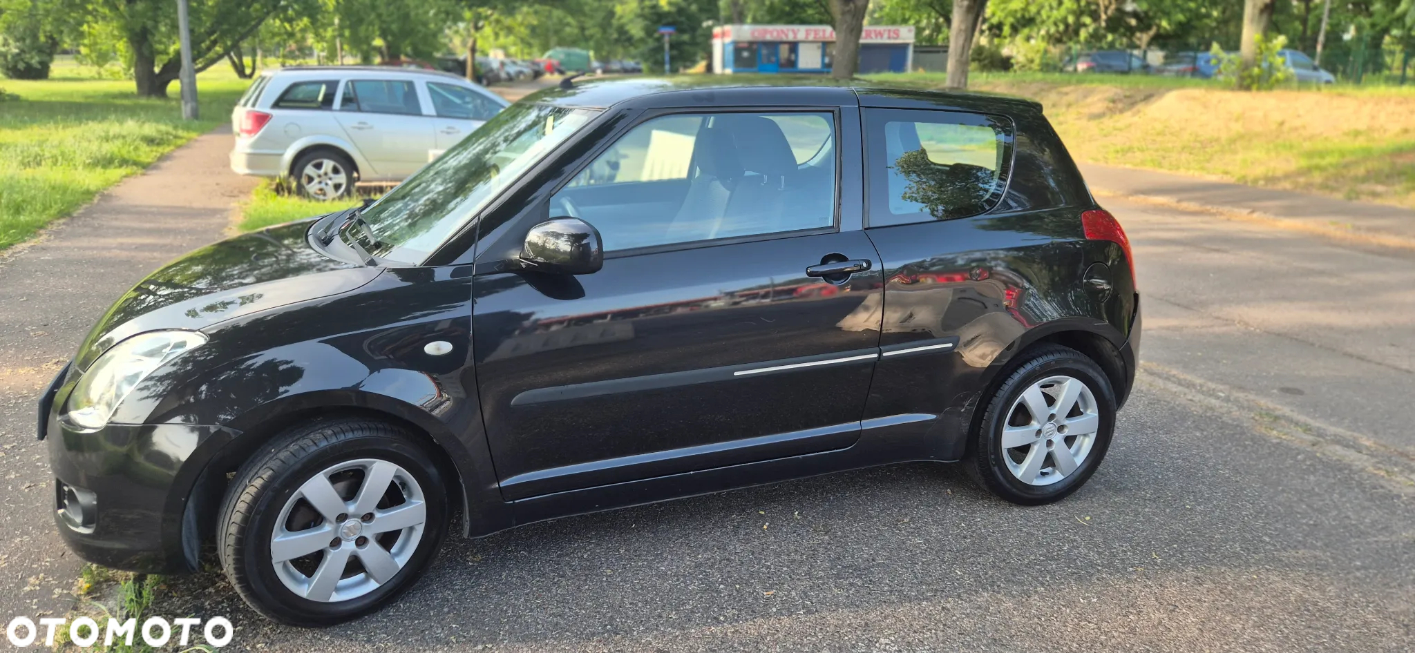 Suzuki Swift - 2