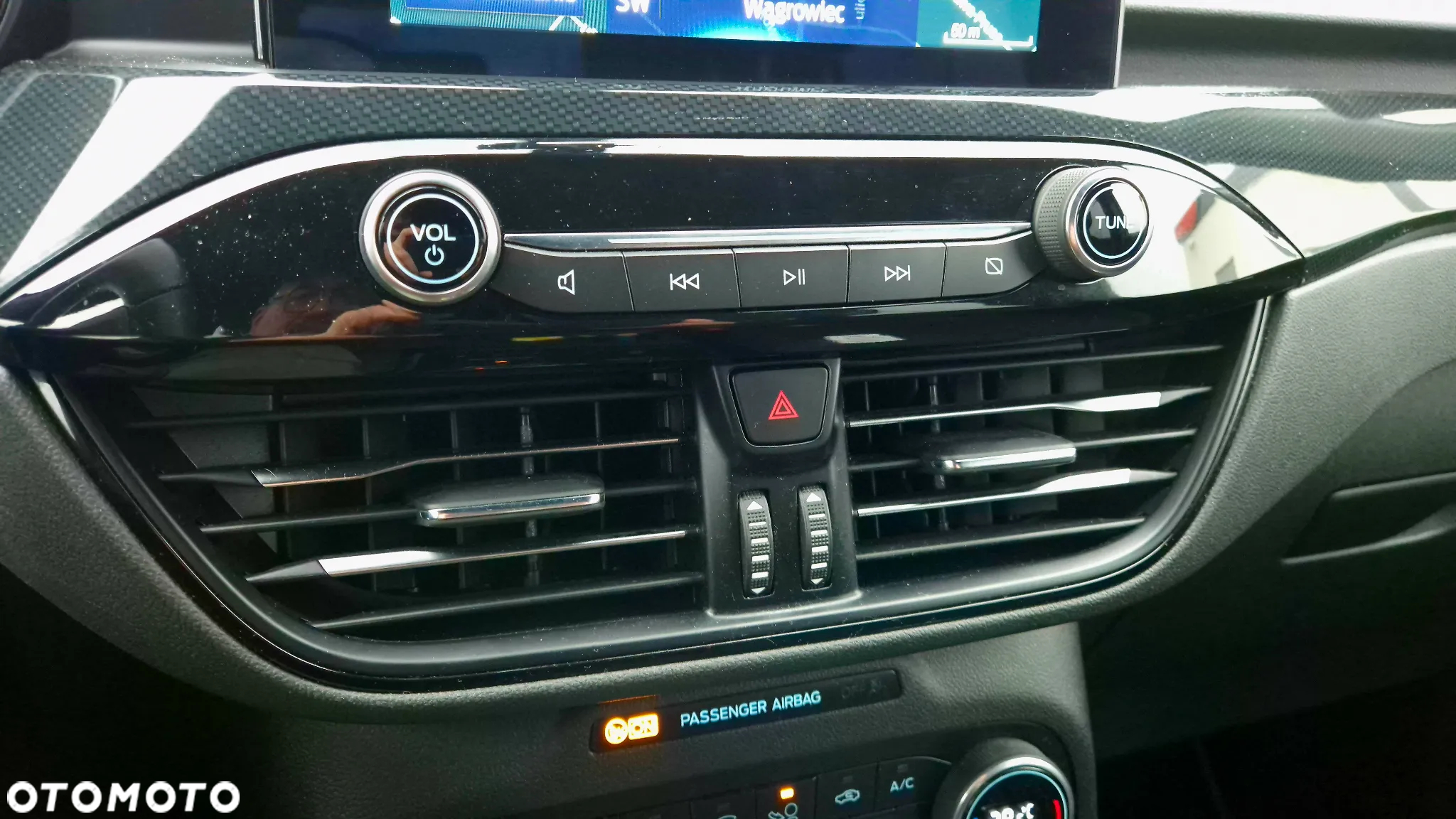 Ford Kuga 2.5 Duratec PHEV ST-LINE - 28