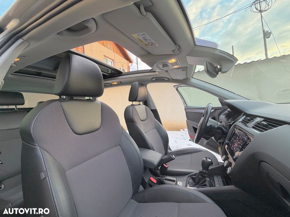 Skoda Octavia 1.6 TDI DSG Ambition - 8