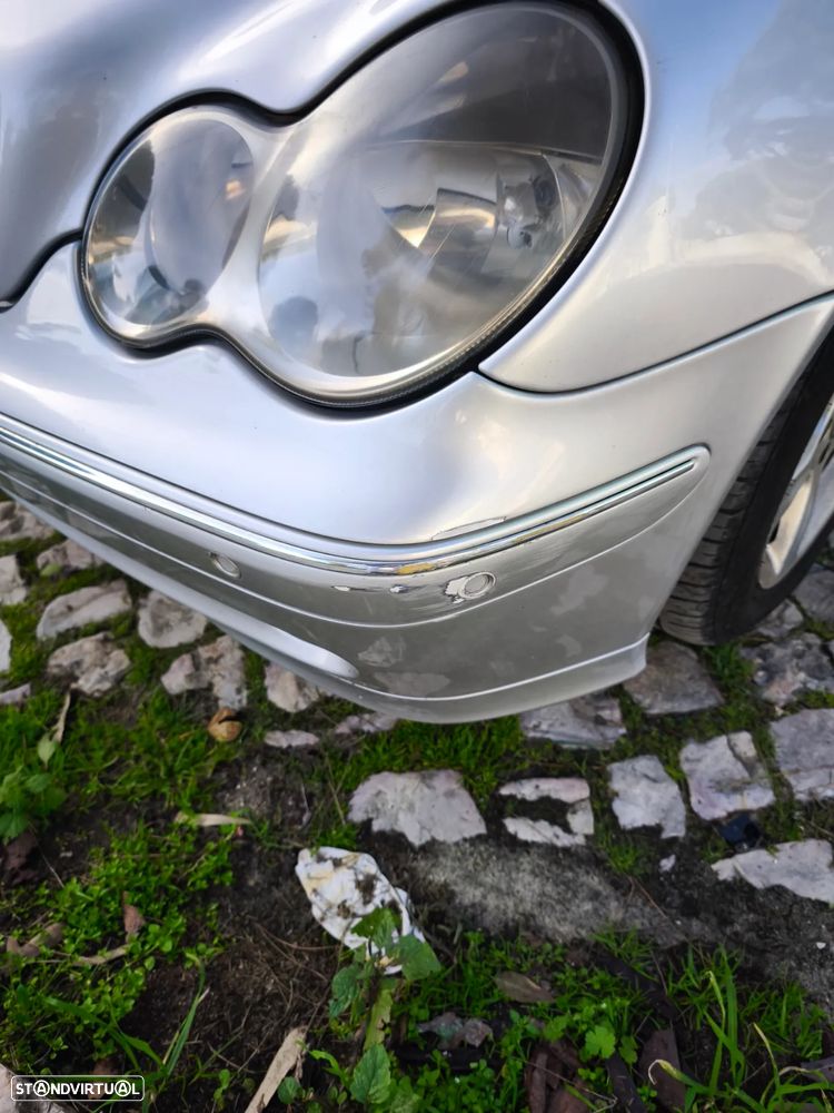 Mercedes-Benz C 220 CDI Avantgarde Aut. - 12