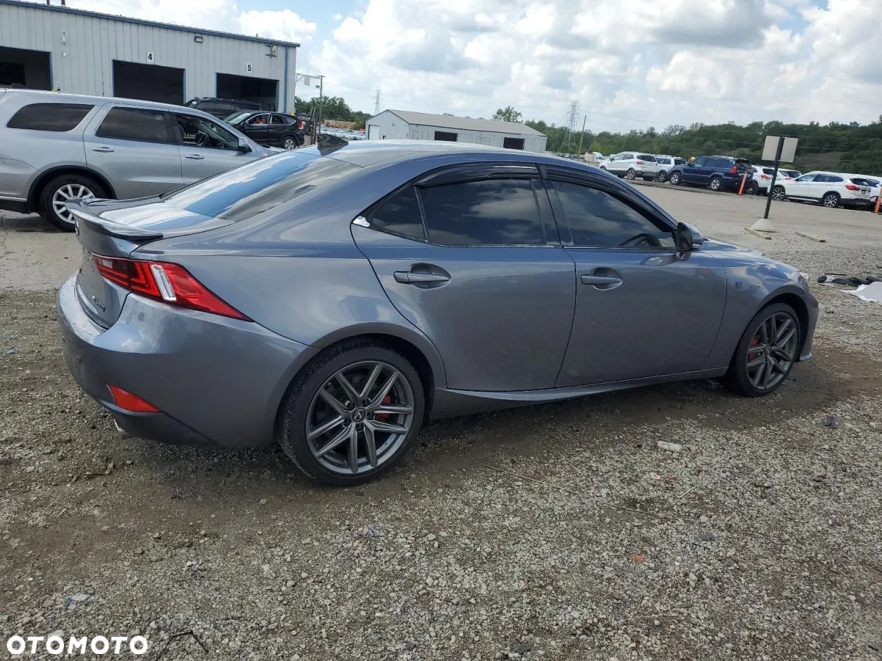 Lexus IS 200t / 300 F Sport - 4