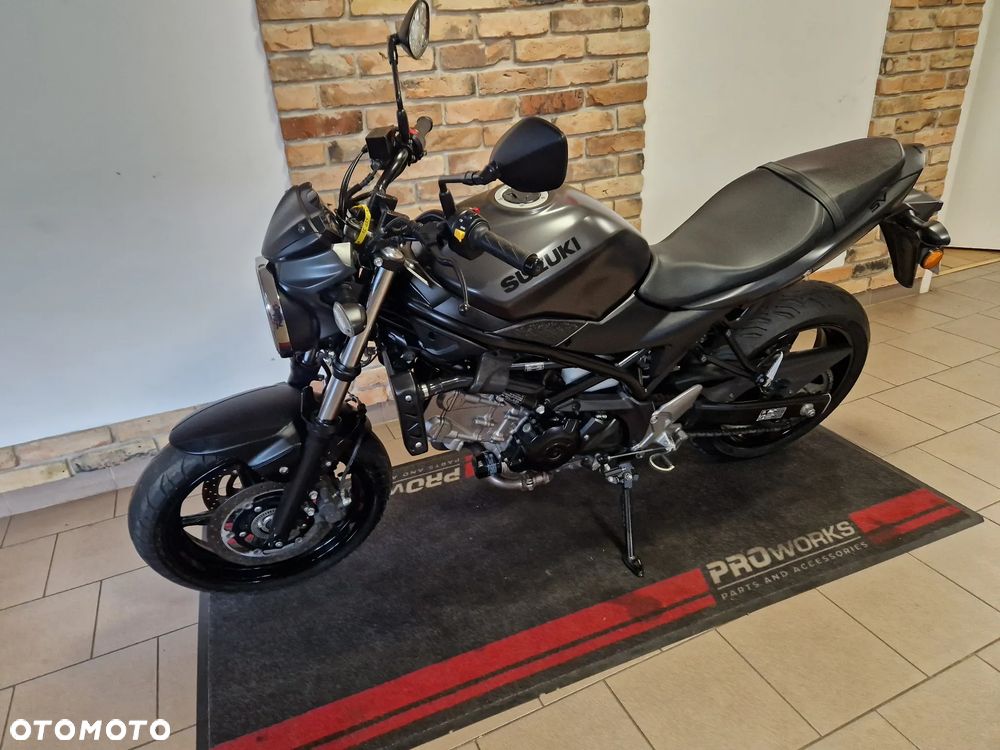 Suzuki SV - 11