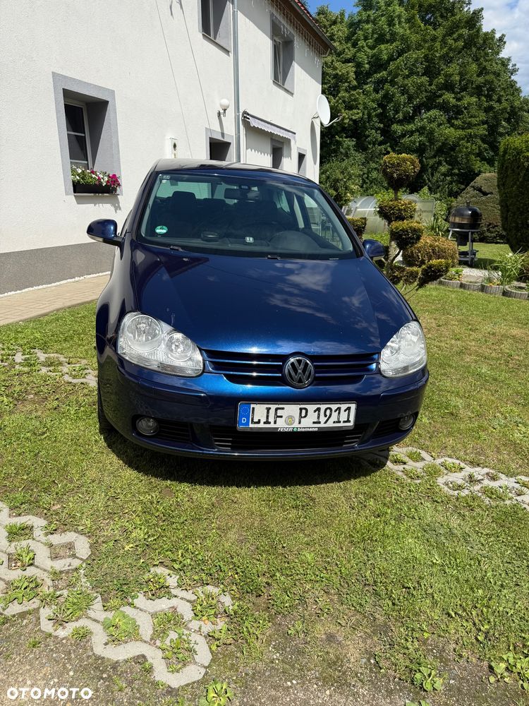 Volkswagen Golf - 2