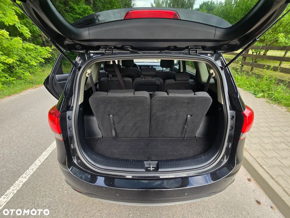 Kia Carens 1.7 CRDi L 7os - 26