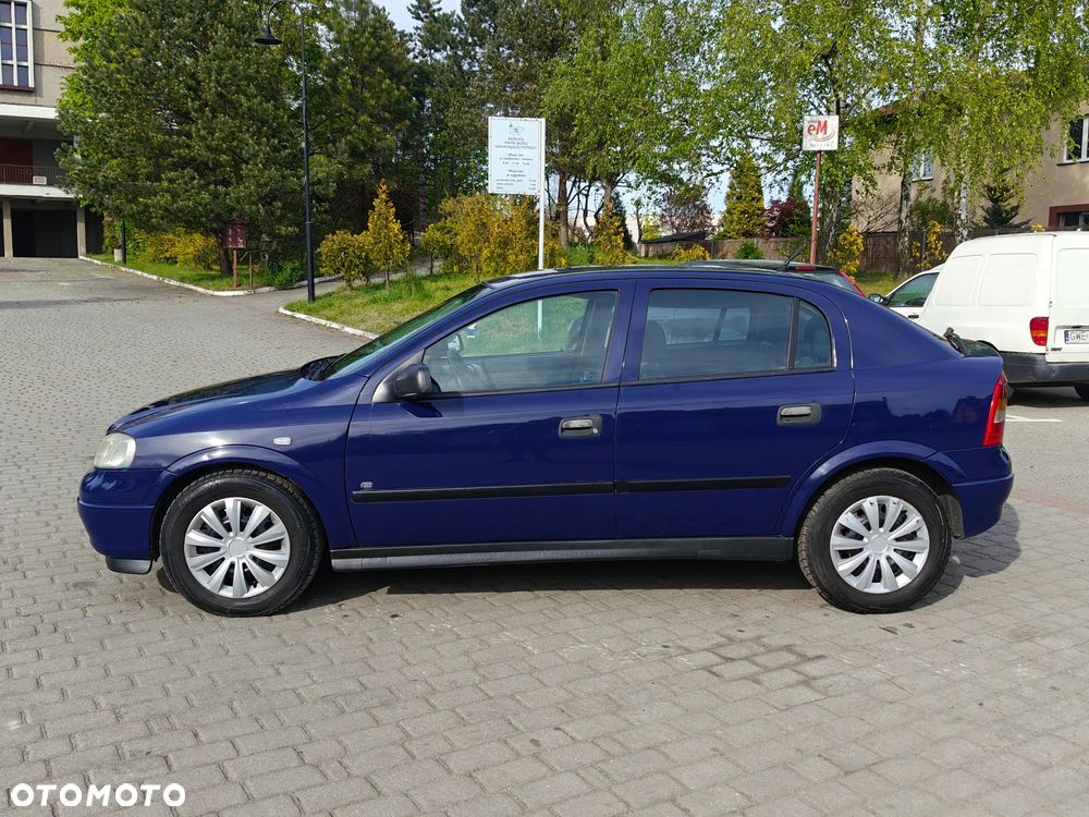 Opel Astra 1.7 CDTI DPF Sport - 3