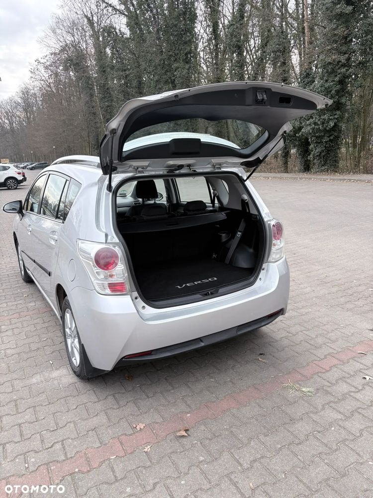 Toyota Verso - 11