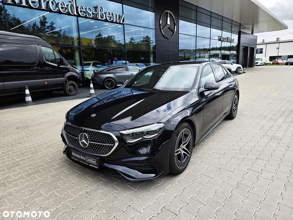 Mercedes-Benz Klasa E 220 d mHEV 4-Matic AMG 9G-Tronic - 1