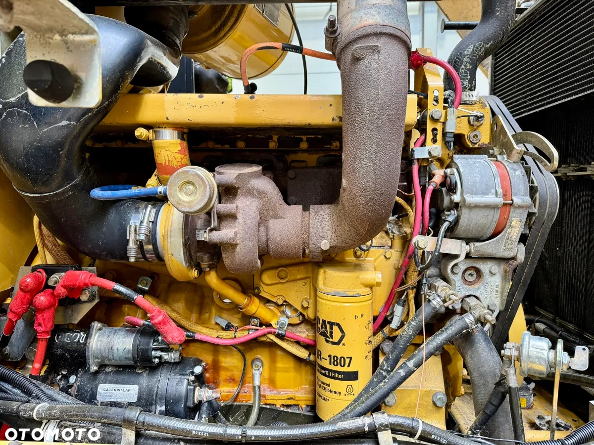 Caterpillar 938G - 12