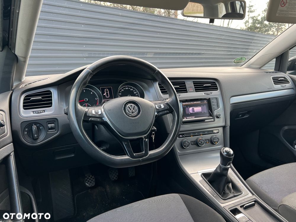 Volkswagen Golf VI 1.6 TDI BlueMot Trendline - 8