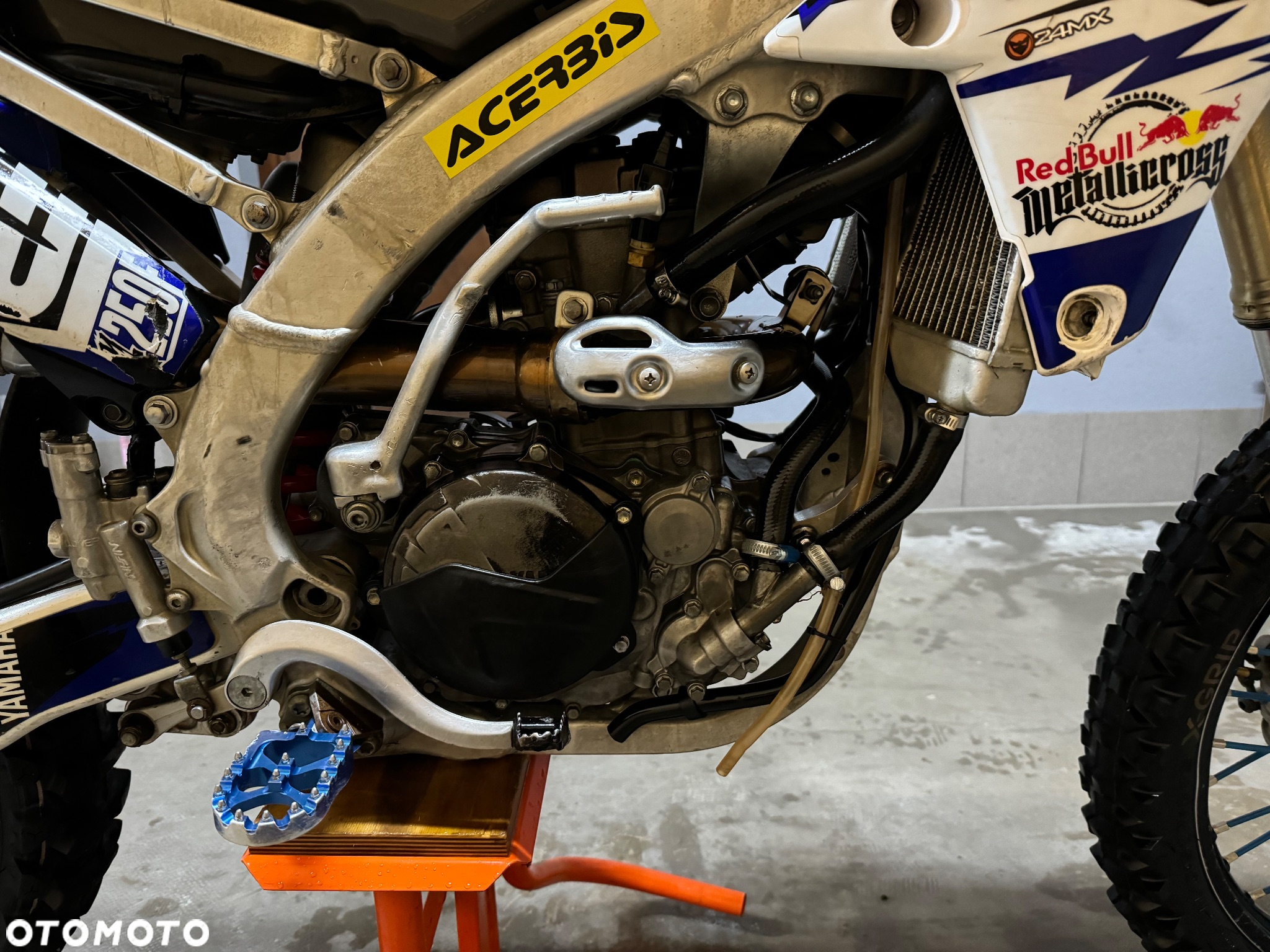 Yamaha YZ - 12