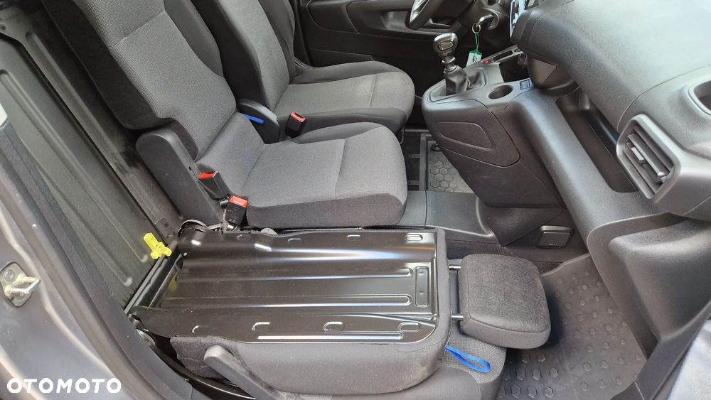 Opel Combo - 17