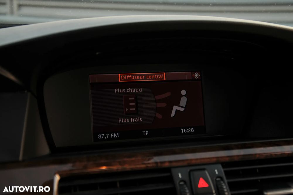 BMW Seria 5 523i Aut. - 18