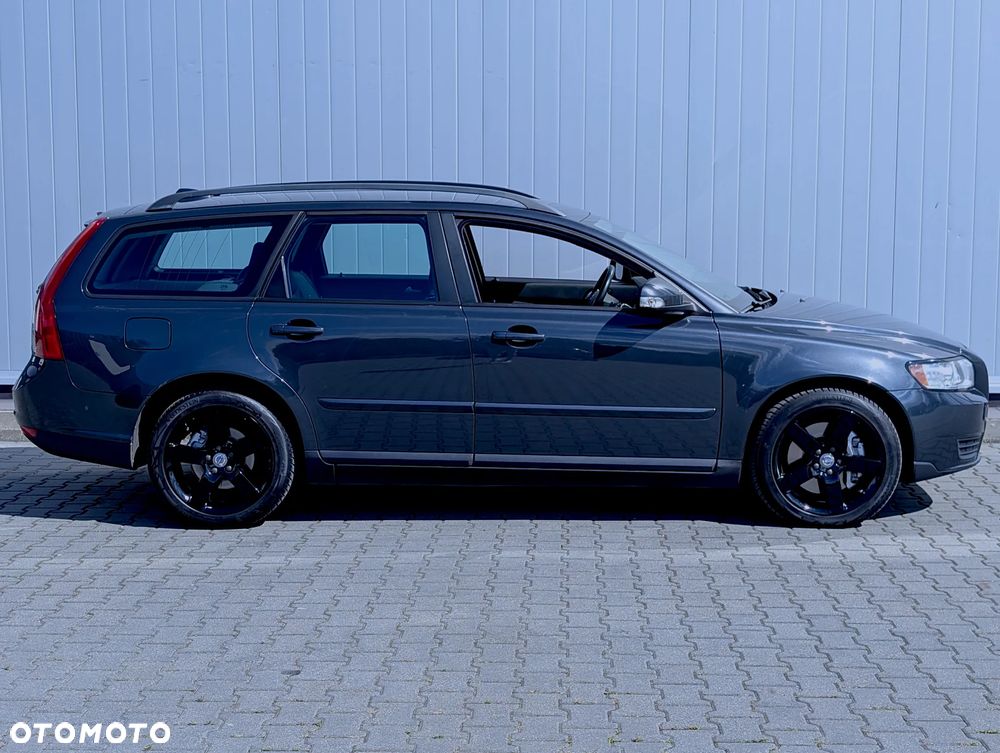Volvo V50 - 16