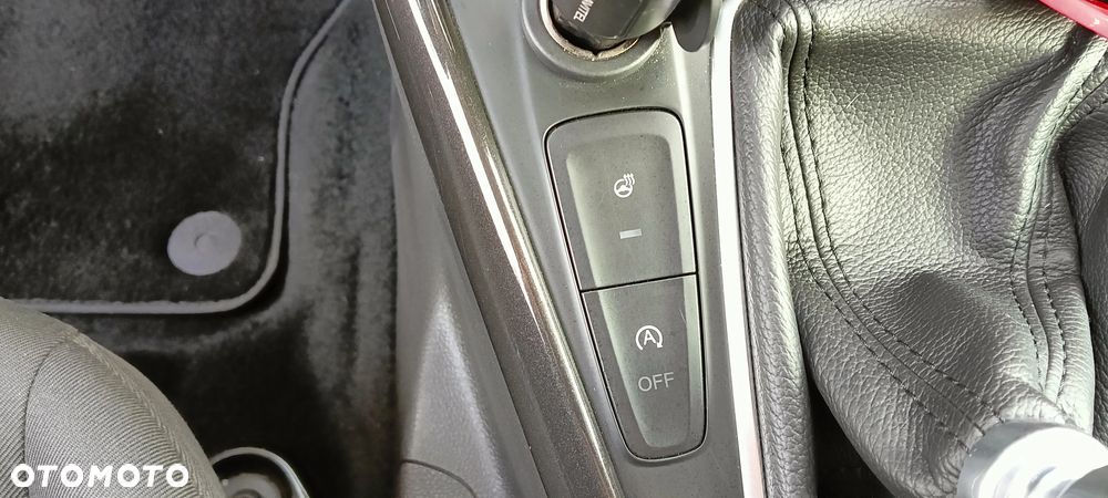 Ford Focus 1.5 TDCi DPF Start-Stopp-System ST-Line - 23