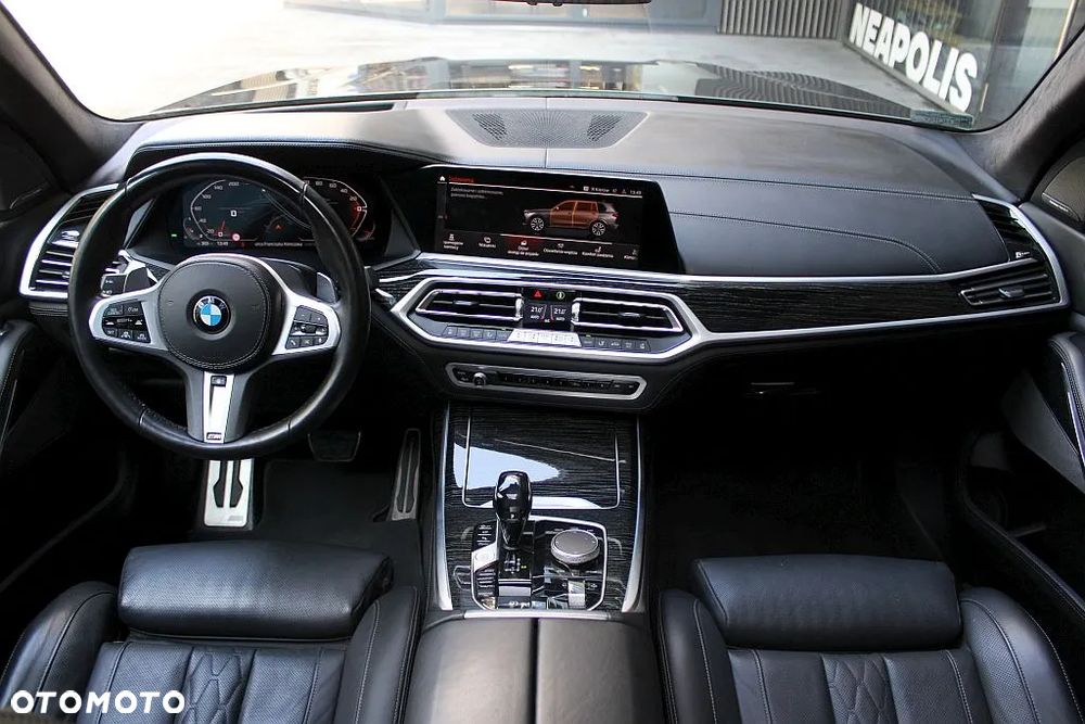 BMW X7 - 21