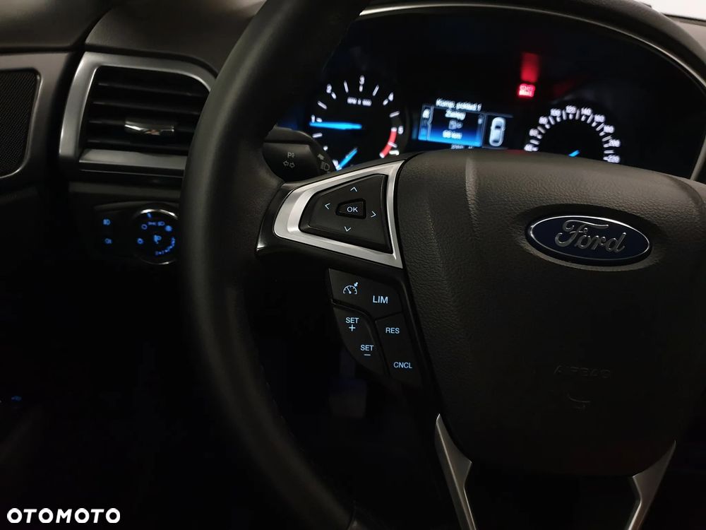 Ford Mondeo SW 1.5 TDCi Titanium - 12