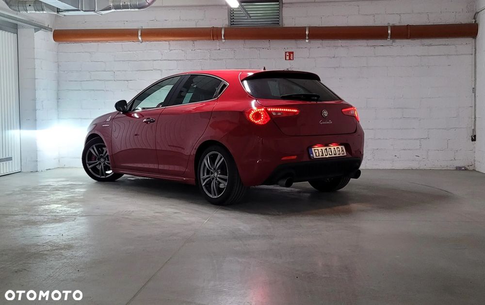 Alfa Romeo Giulietta 1.8 TBi 16V TCT Quadrifoglio Verde - 15