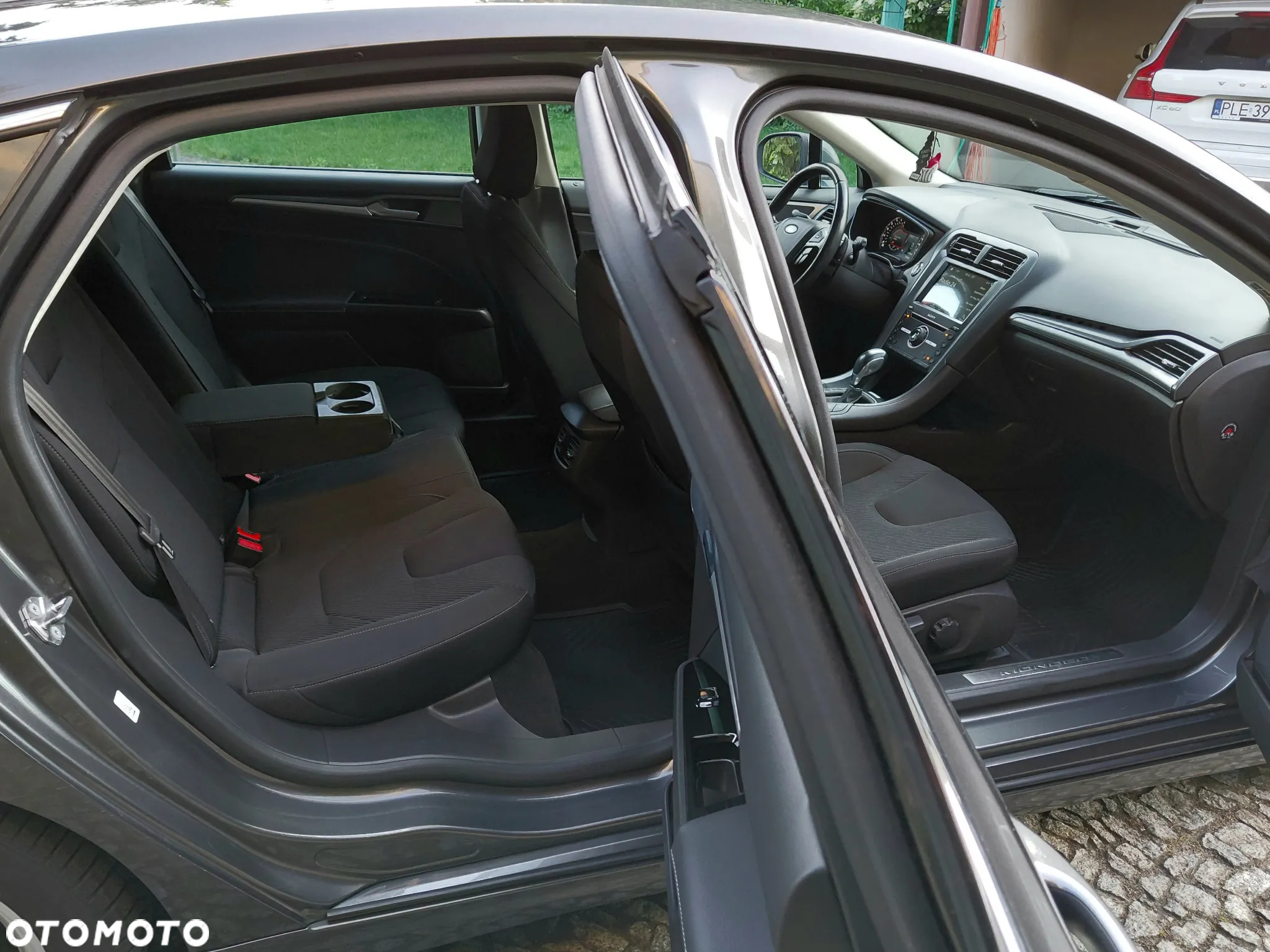 Ford Mondeo 2.0 TDCi Bi-Turbo Titanium PowerShift - 28