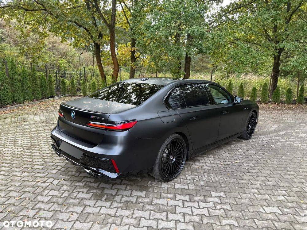 BMW Seria 7 M760e PHEV xDrive sport - 3