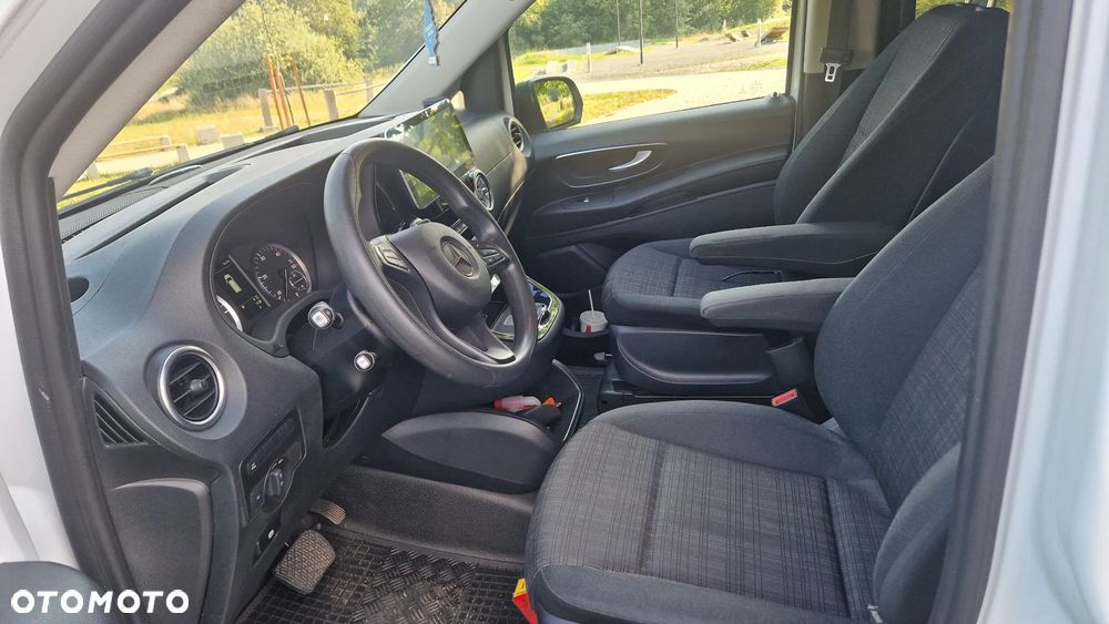 Mercedes-Benz Vito - 24