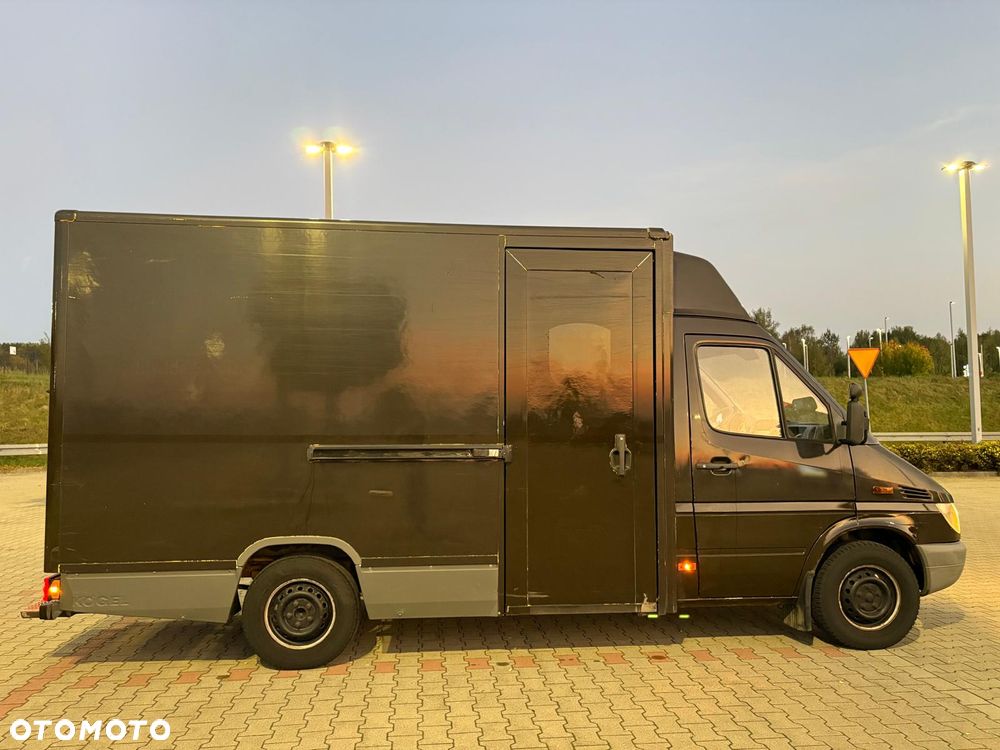 Mercedes-Benz Sprinter - 40