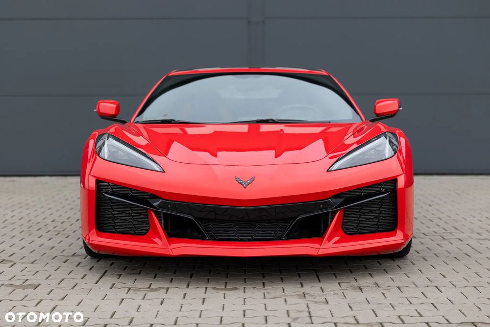 Chevrolet Corvette - 1