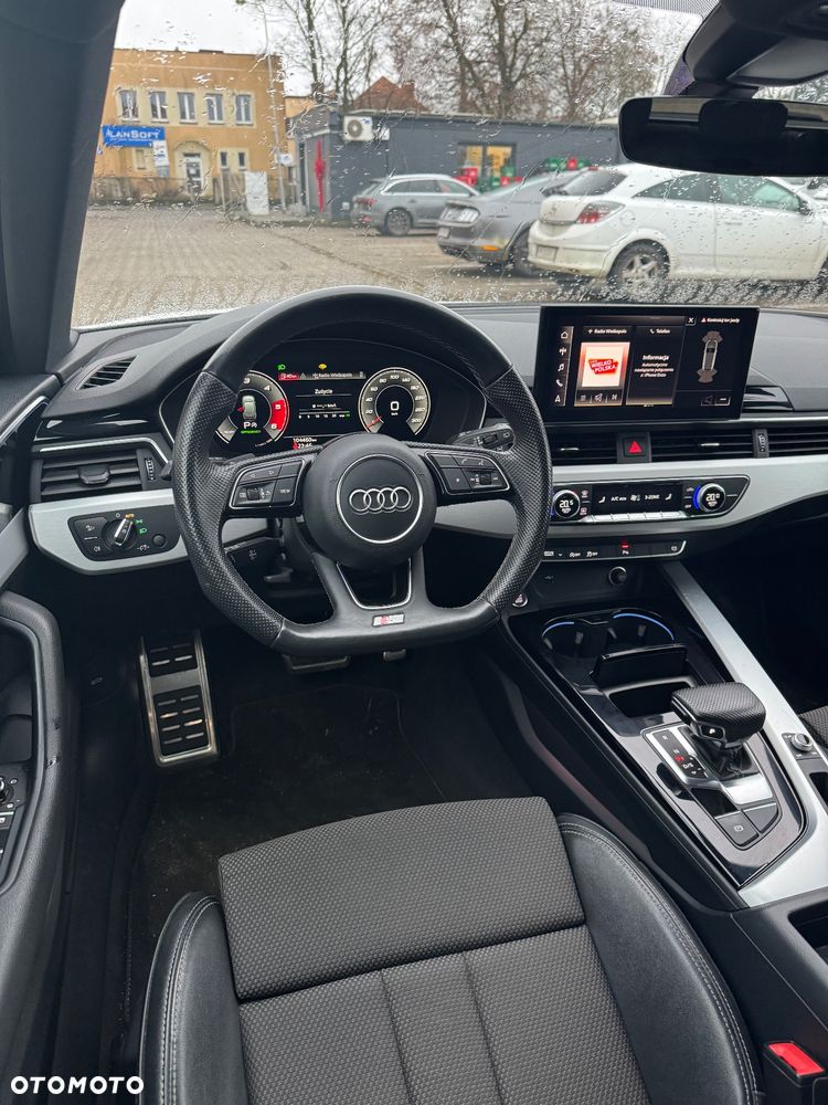 Audi A4 Avant 40 TDI quattro S tronic S line - 28