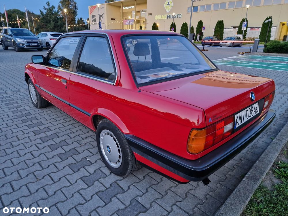 BMW Seria 3 316i - 9
