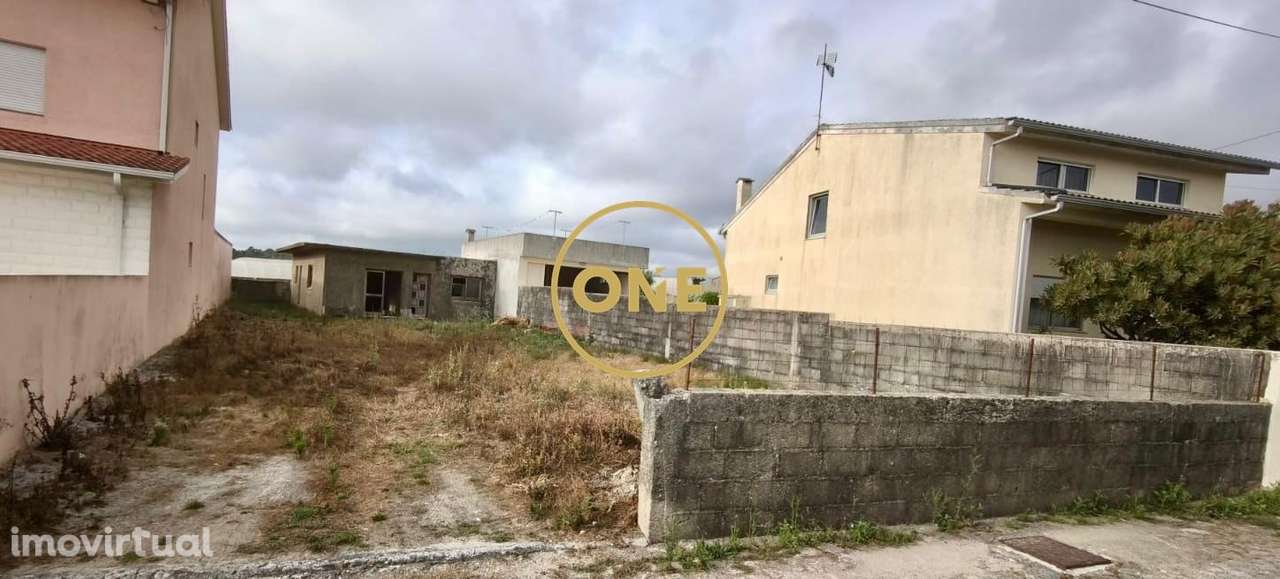 Lote com 351 m2 em Terroso, Póvoa de Varzim - Grande imagem: 3/4