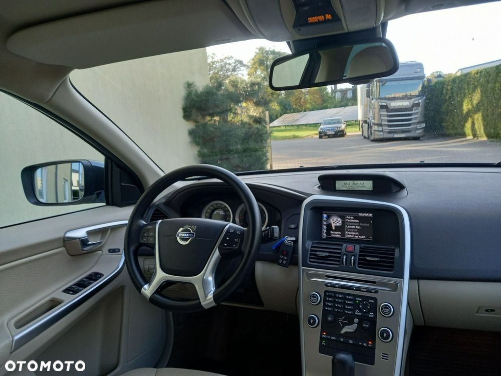 Volvo XC 60 D3 R Design - 28