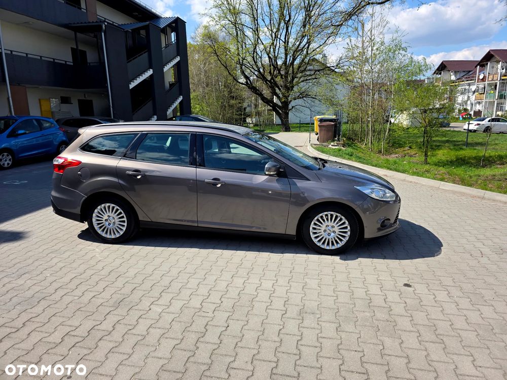 Ford Focus 2.0 TDCi DPF Titanium - 10