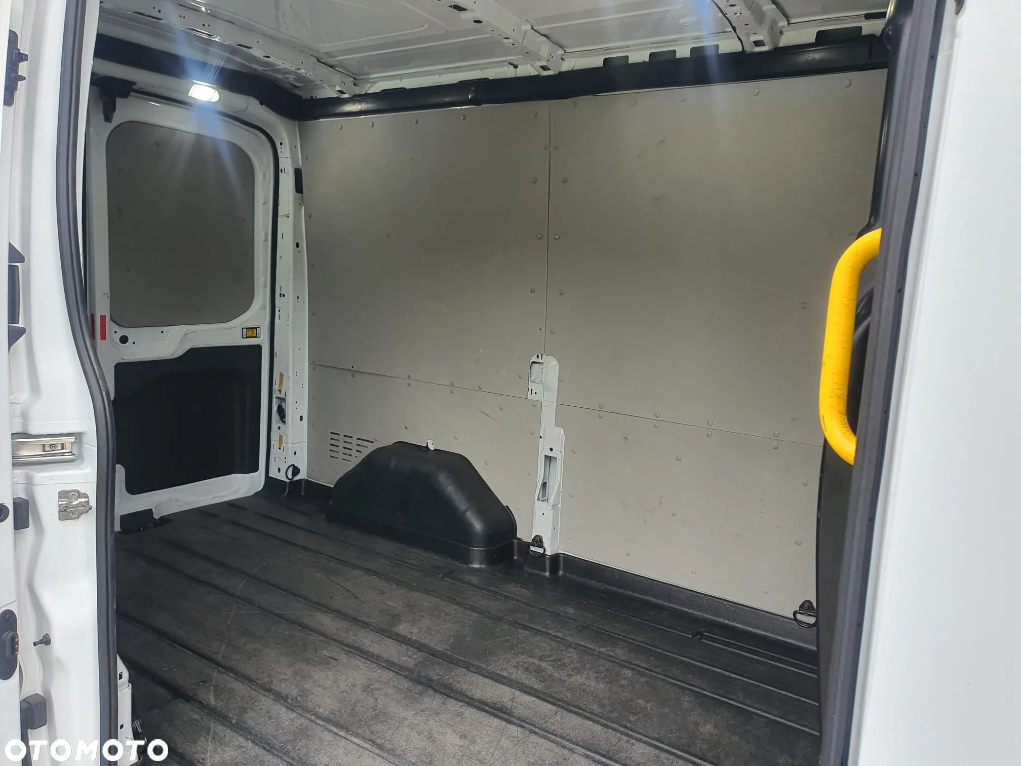 Ford Transit - 15