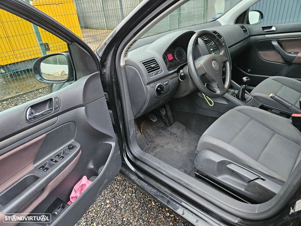 VW Golf 1.9 TDi Confortline - 4