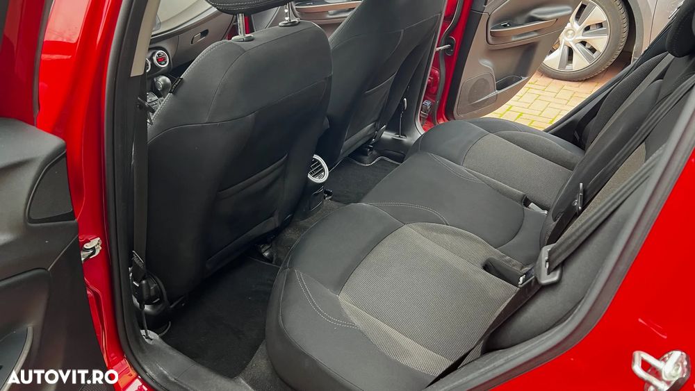 Alfa Romeo Giulietta 1.4 M-Air TCT Distinctive - 6