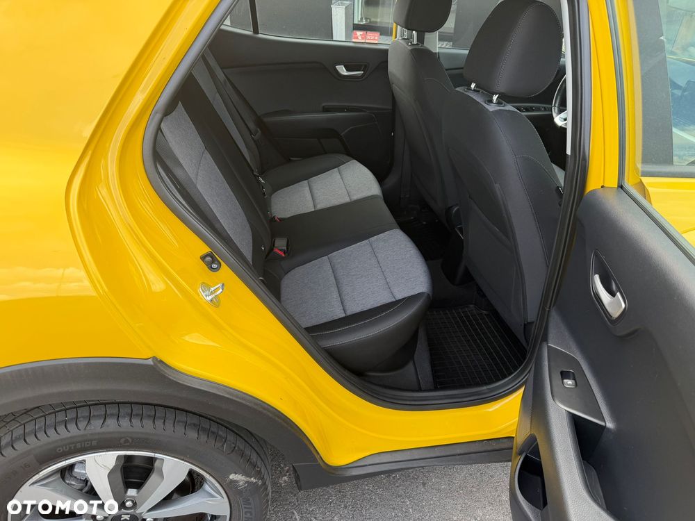 Kia Stonic 1.2 L - 12