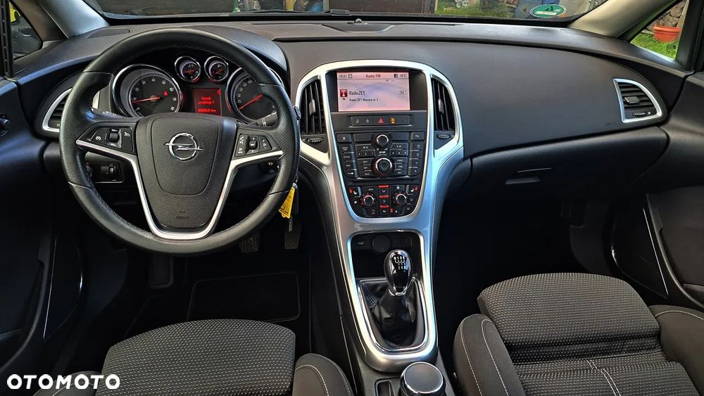 Opel Astra 1.4 Turbo Cosmo - 30