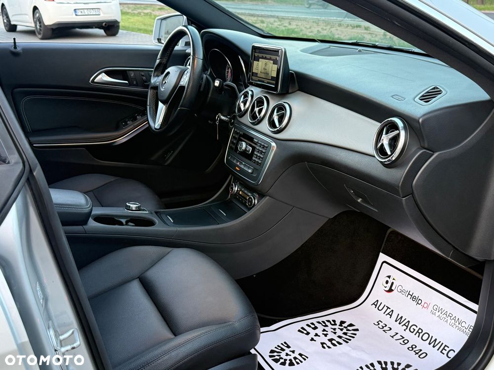 Mercedes-Benz CLA - 7
