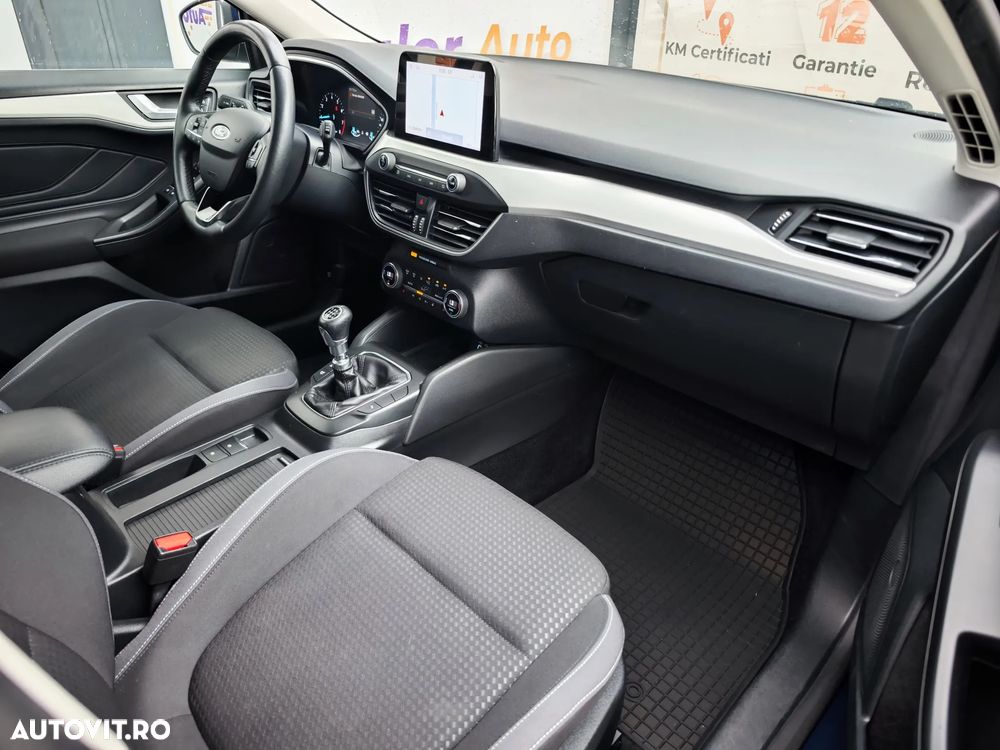 Ford Focus 1.0 EcoBoost Trend - 12