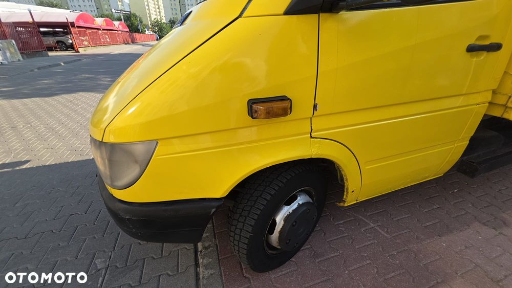 Mercedes-Benz Sprinter - 5