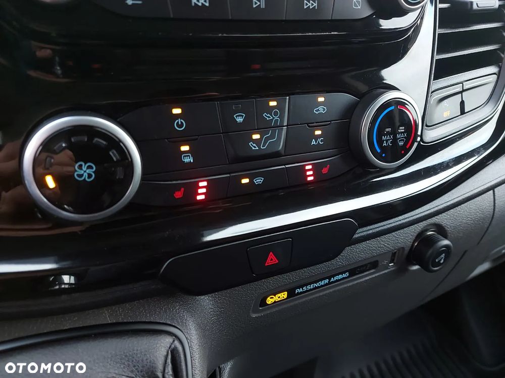 Ford CUSTOM TRAIL - 19