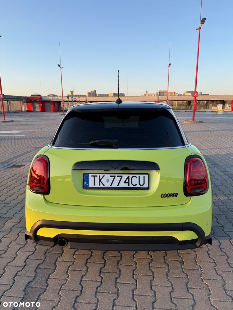 MINI Cooper Standard - 3