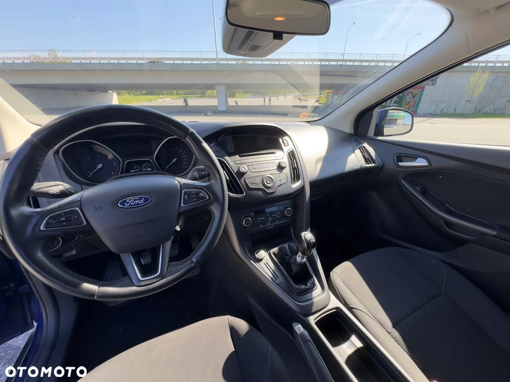 Ford Focus - 8