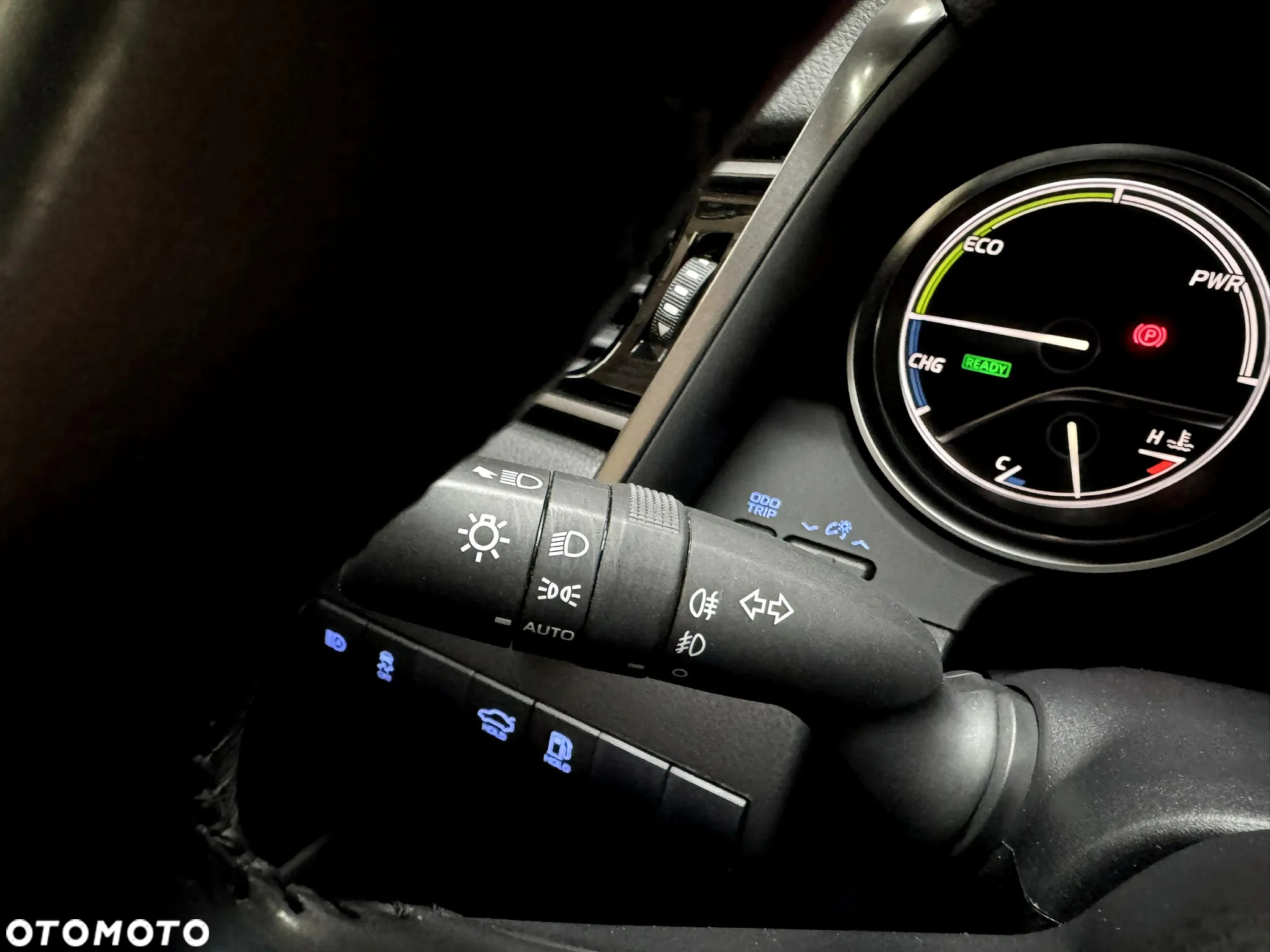 Toyota Camry 2.5 Hybrid Comfort CVT - 17