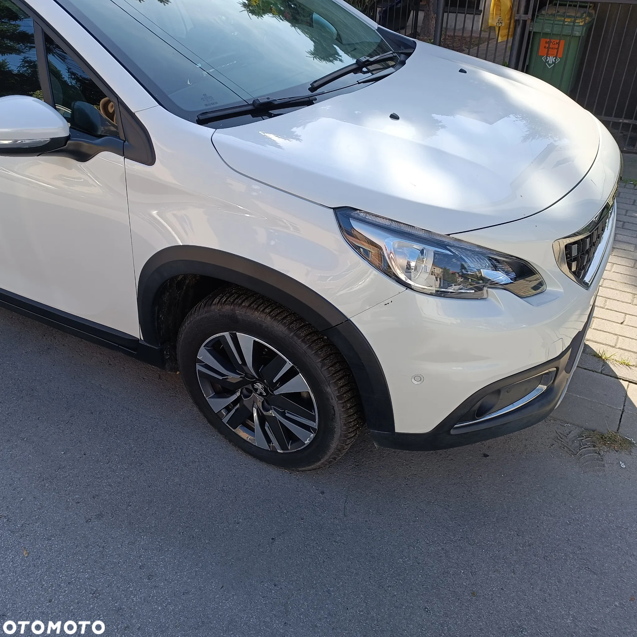 Peugeot 2008 - 3